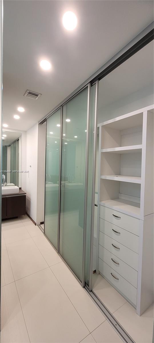 1040 Biscayne Blvd #3508, Miami FL 33132