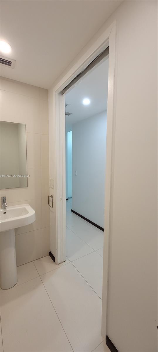 1040 Biscayne Blvd #3508, Miami FL 33132