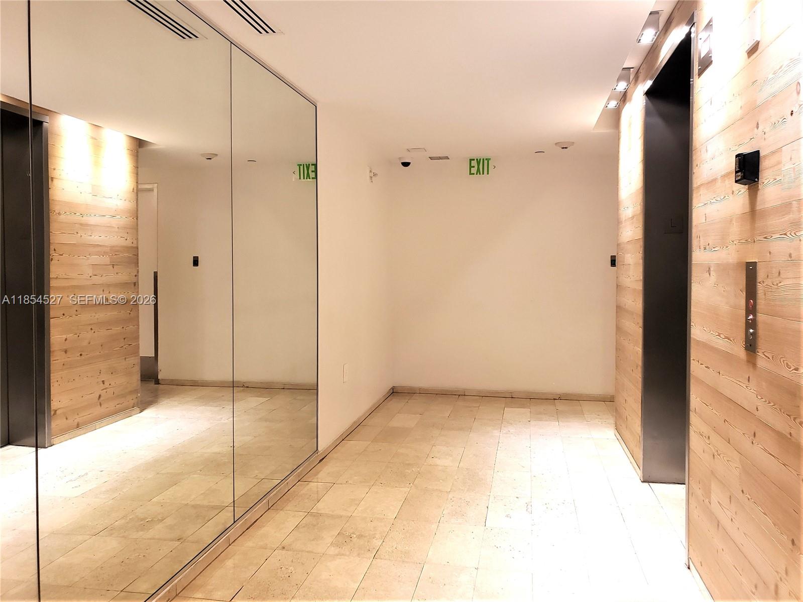1040 Biscayne Blvd #3508, Miami FL 33132