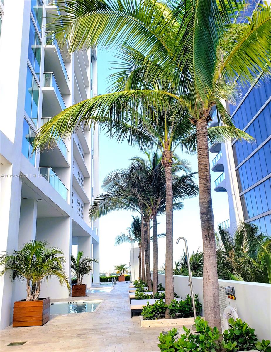 1040 Biscayne Blvd #3508, Miami FL 33132