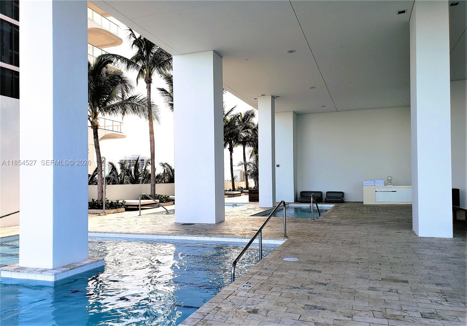 1040 Biscayne Blvd #3508, Miami FL 33132