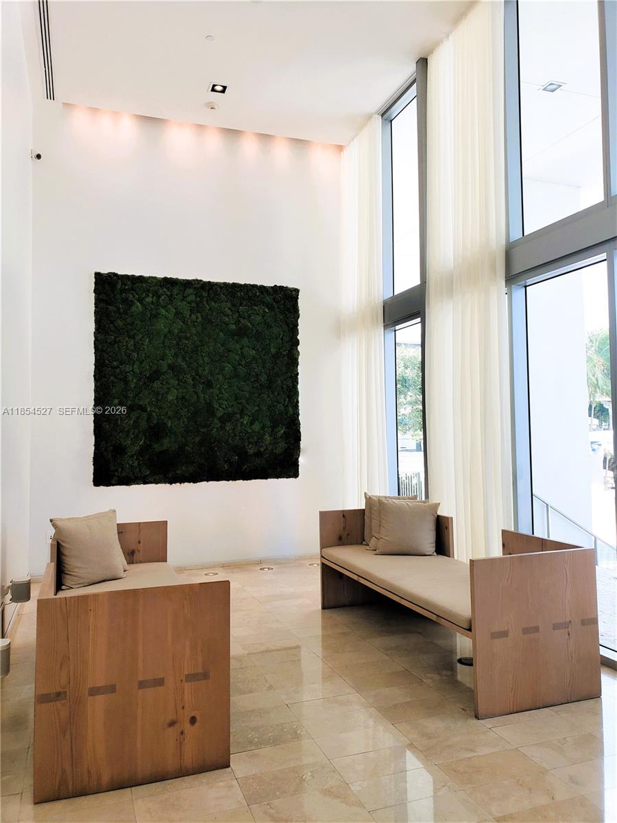 1040 Biscayne Blvd #3508, Miami FL 33132