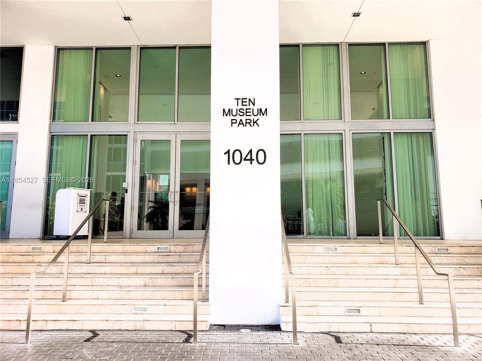 1040 Biscayne Blvd #3508, Miami FL 33132