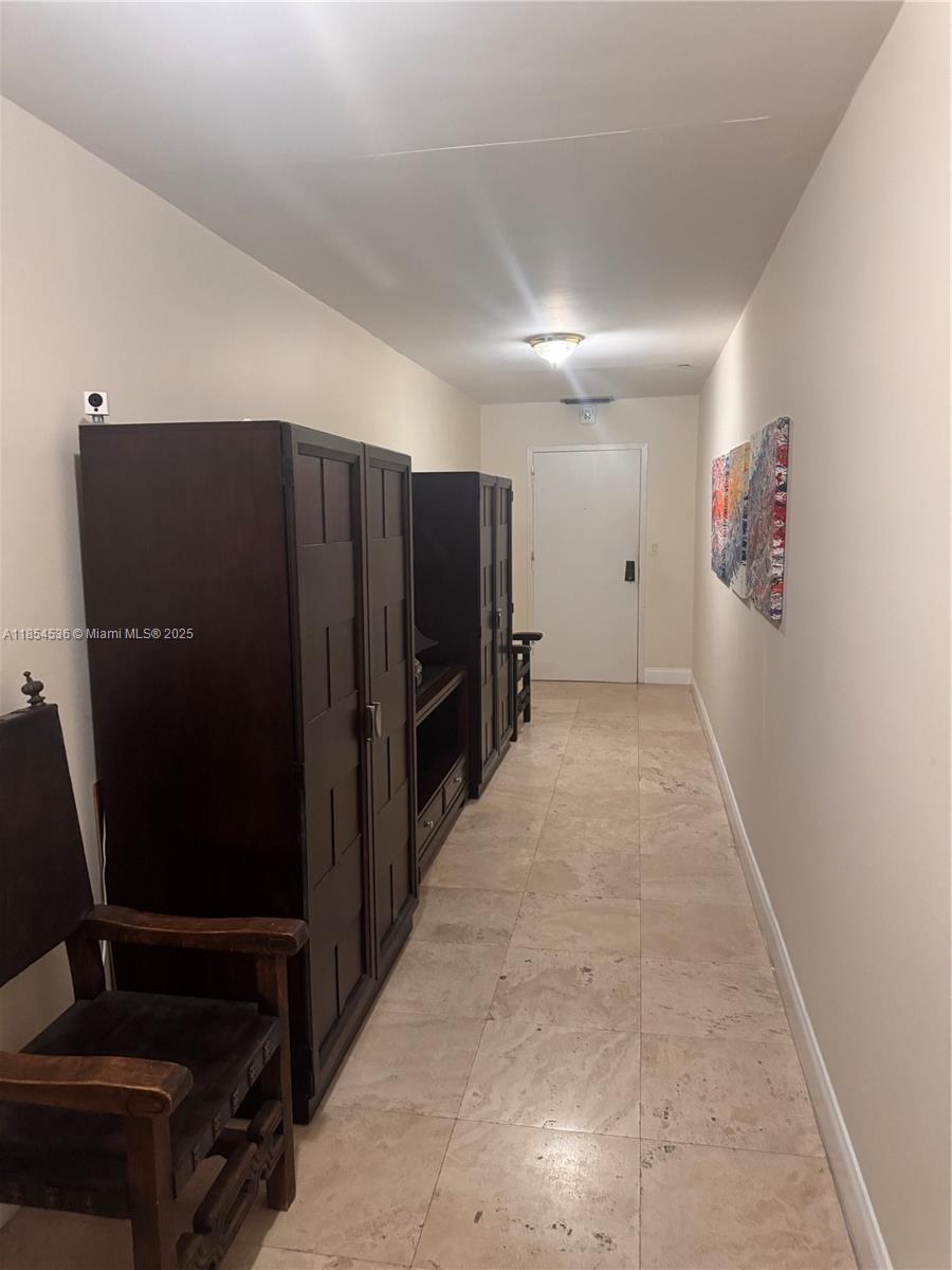 1121 Crandon Blvd #E108, Key Biscayne FL 33149