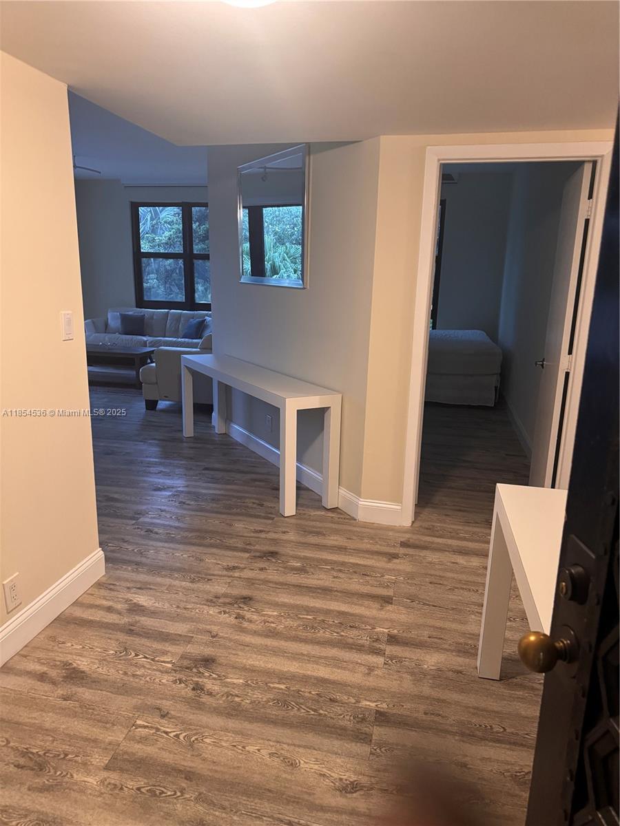 1121 Crandon Blvd #E108, Key Biscayne FL 33149