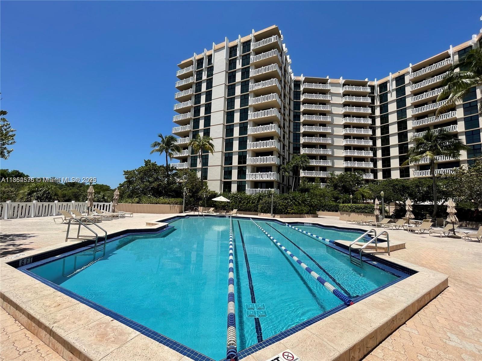 1121 Crandon Blvd #E108, Key Biscayne FL 33149