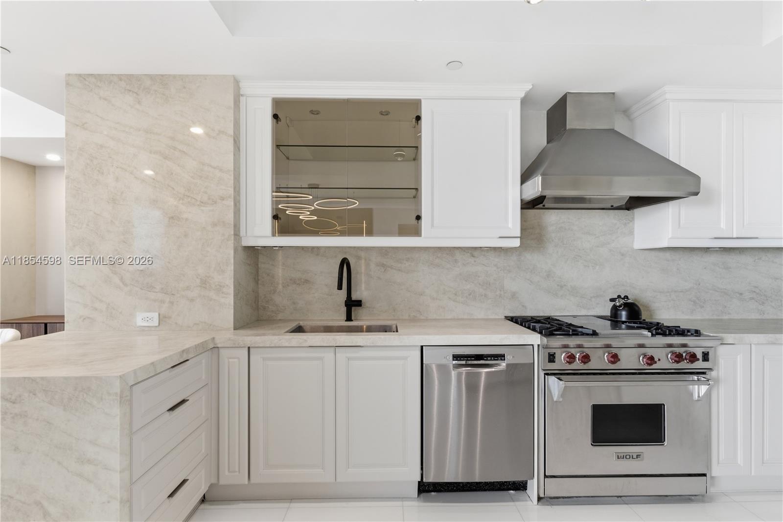 17875 Collins Ave #705, Sunny Isles Beach FL 33160