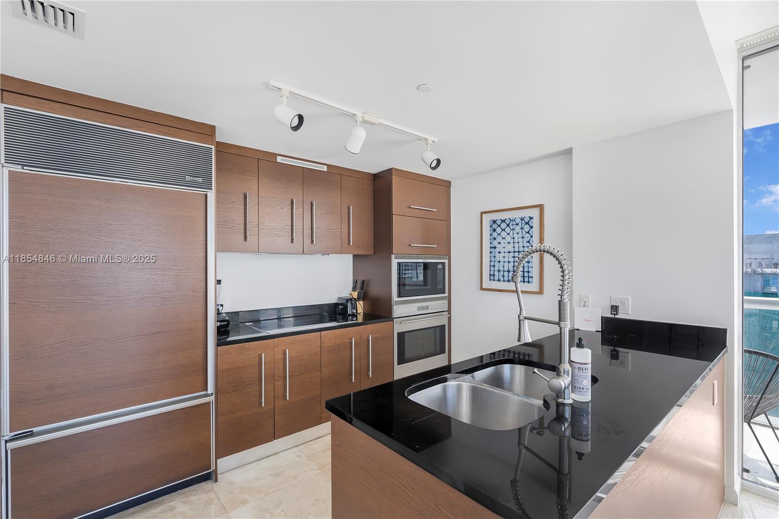 485 Brickell Ave #4404, Miami FL 33131