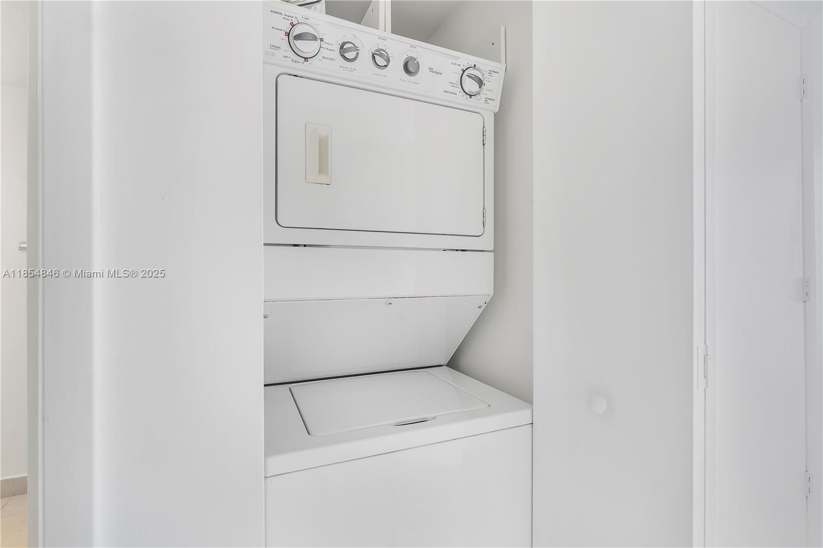485 Brickell Ave #4404, Miami FL 33131