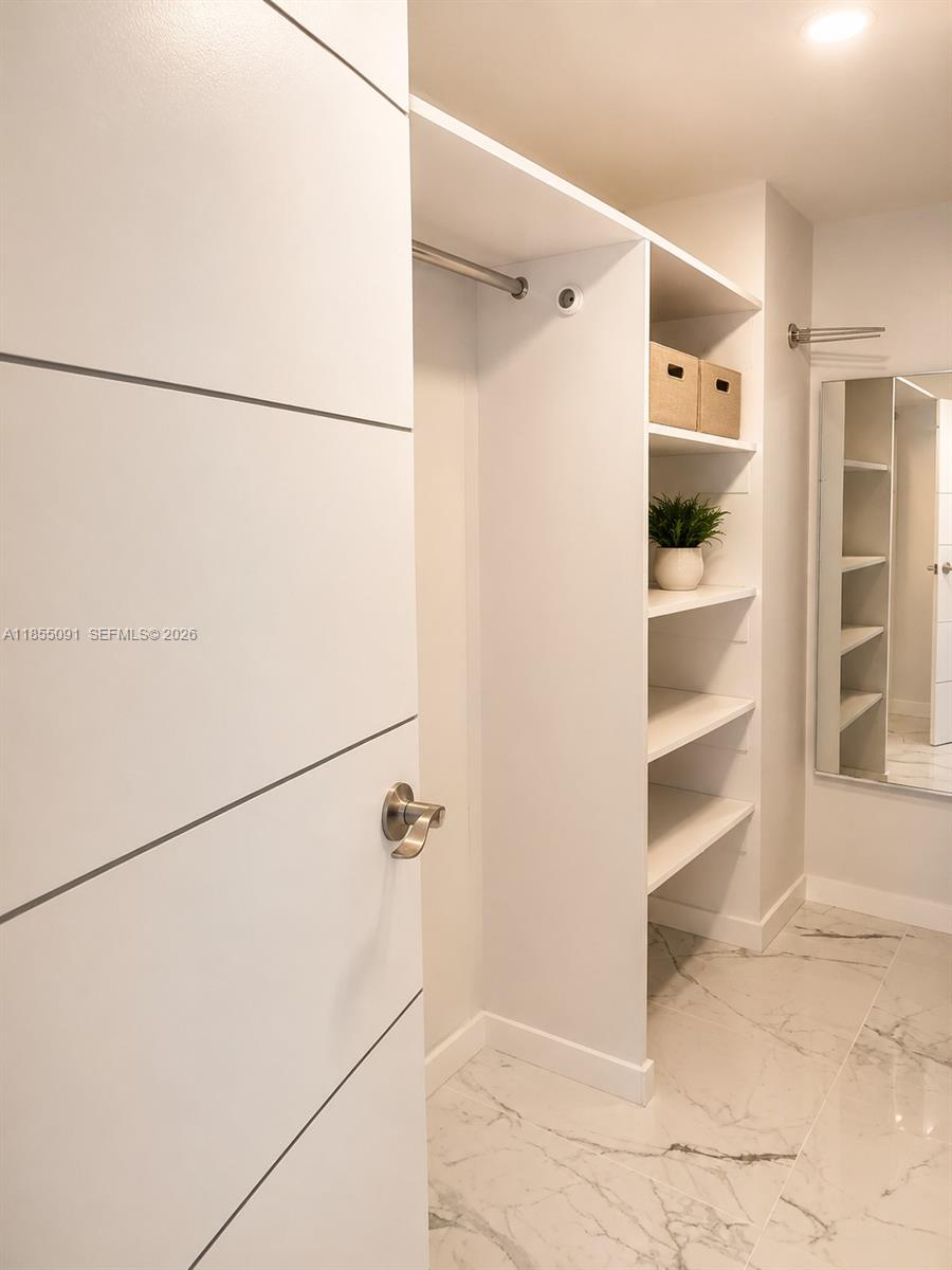 5005 Collins Ave #822, Miami Beach FL 33140