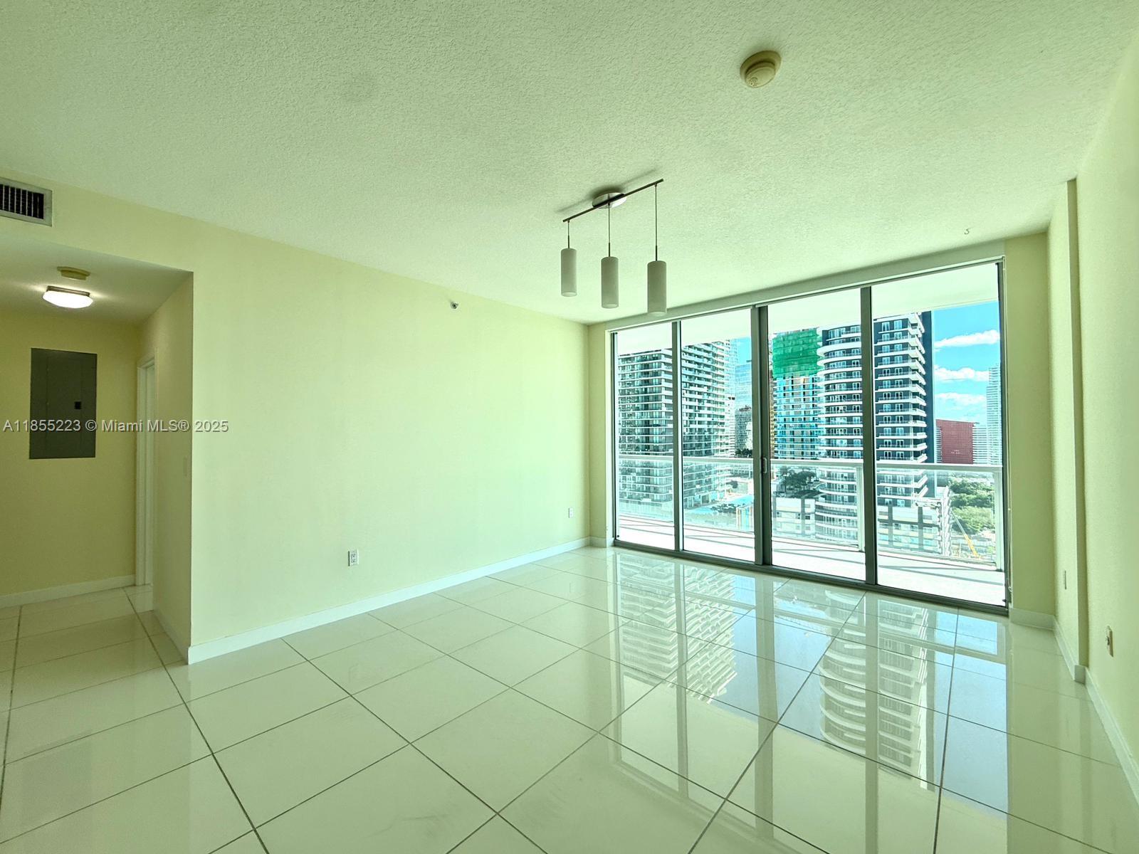 79 SW 12th St #2404-S, Miami FL 33130