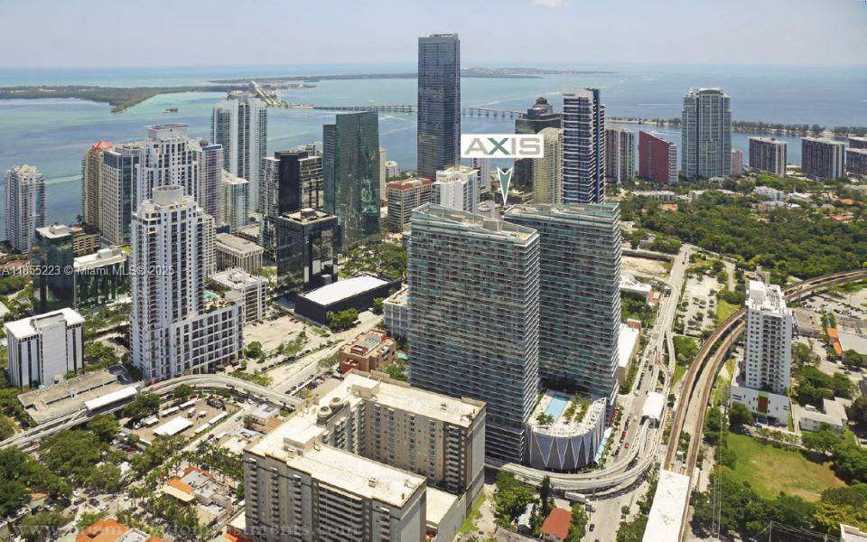 79 SW 12th St #2404-S, Miami FL 33130