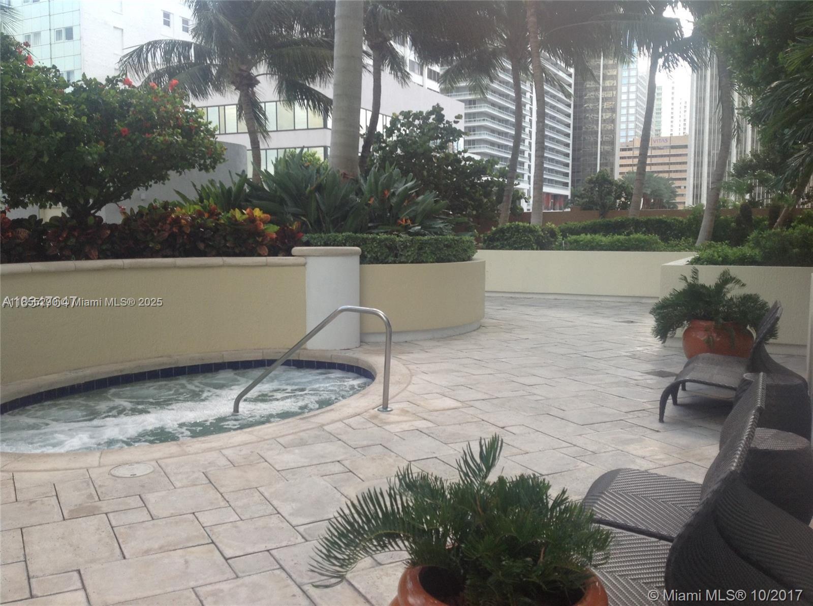 253 NE 2nd St #3306, Miami FL 33132