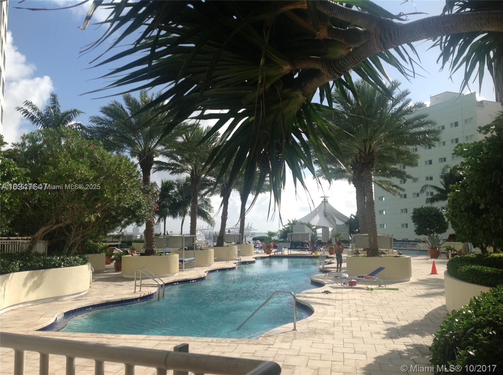 253 NE 2nd St #3306, Miami FL 33132