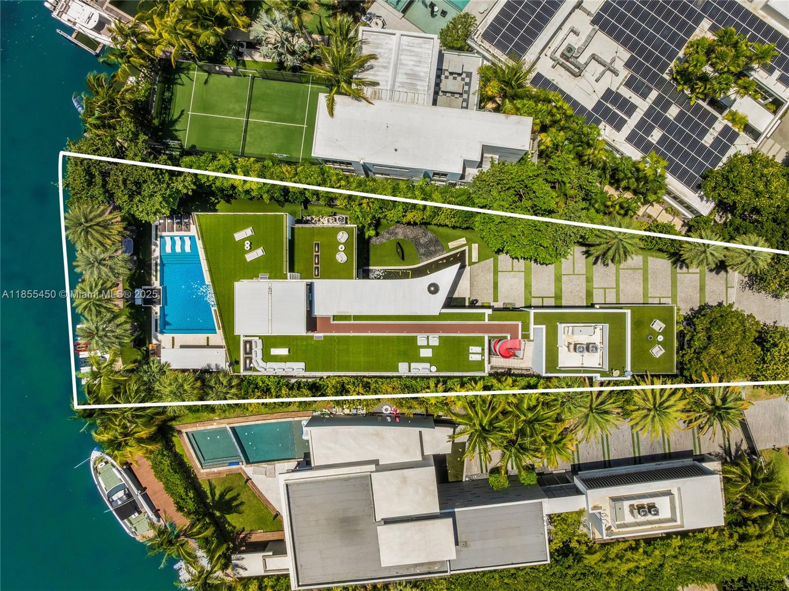 528 Lakeview Ct, Miami Beach FL 33140