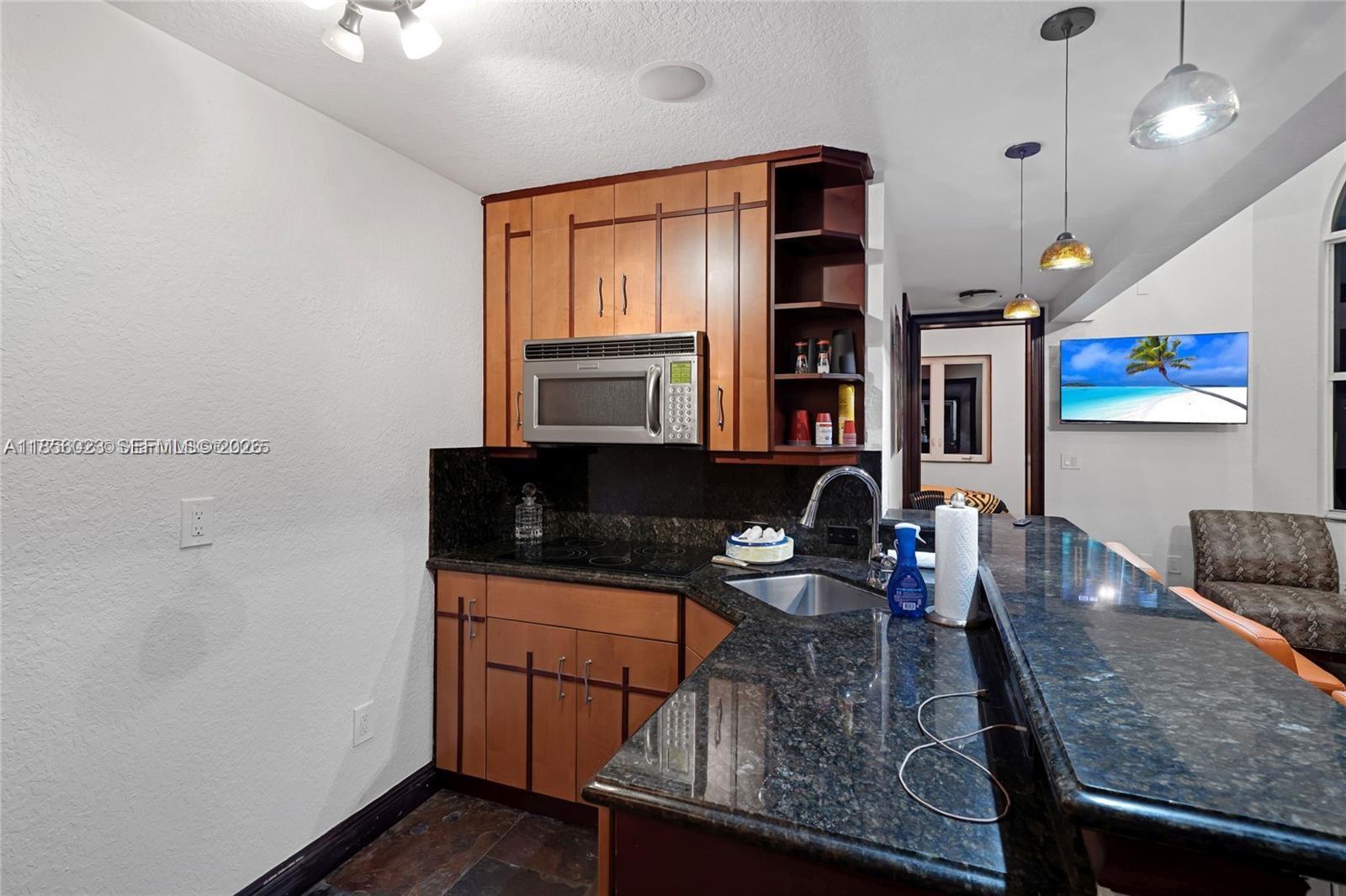 14503 SW 16th St, Davie FL 33325