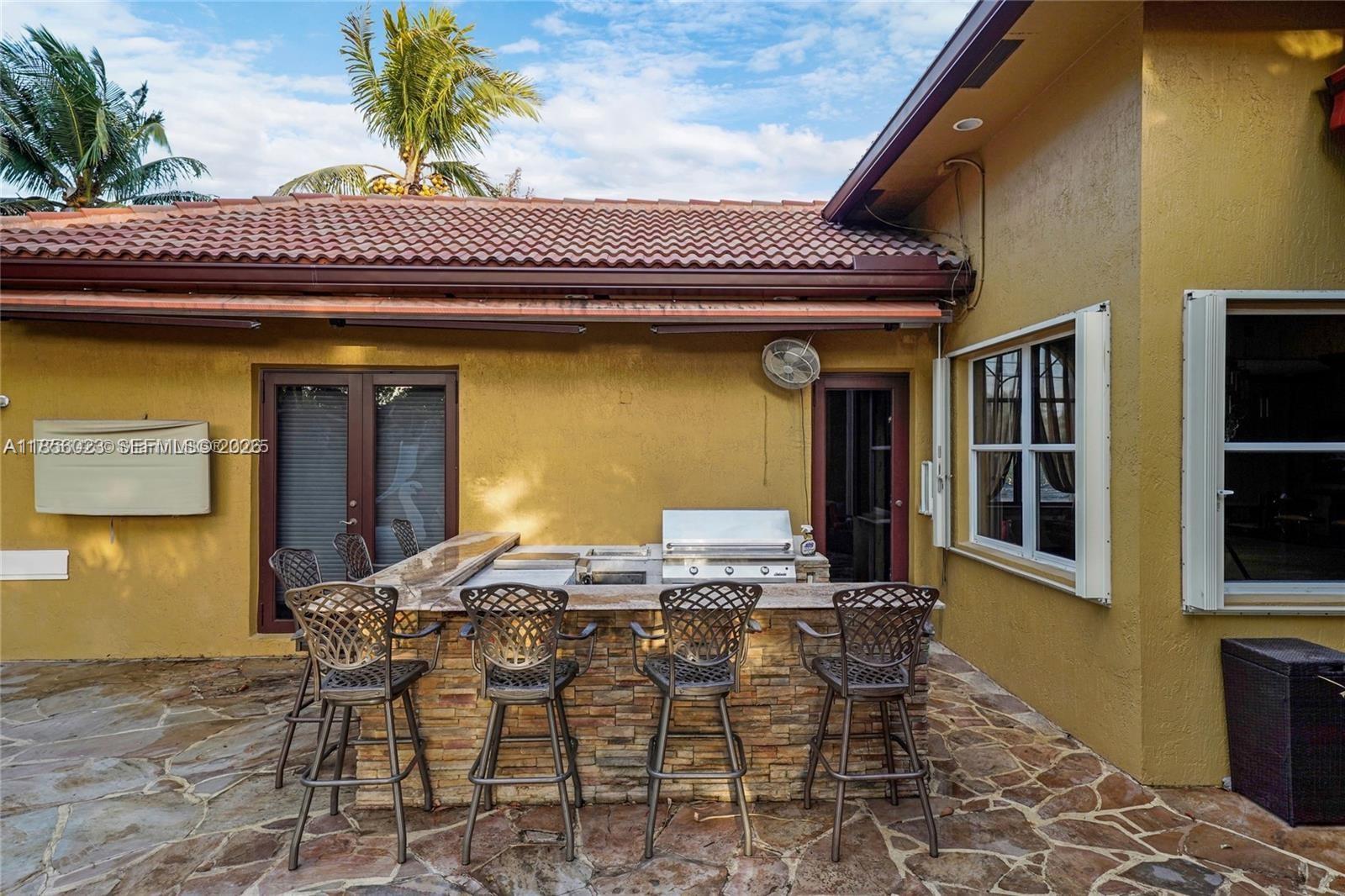 14503 SW 16th St, Davie FL 33325