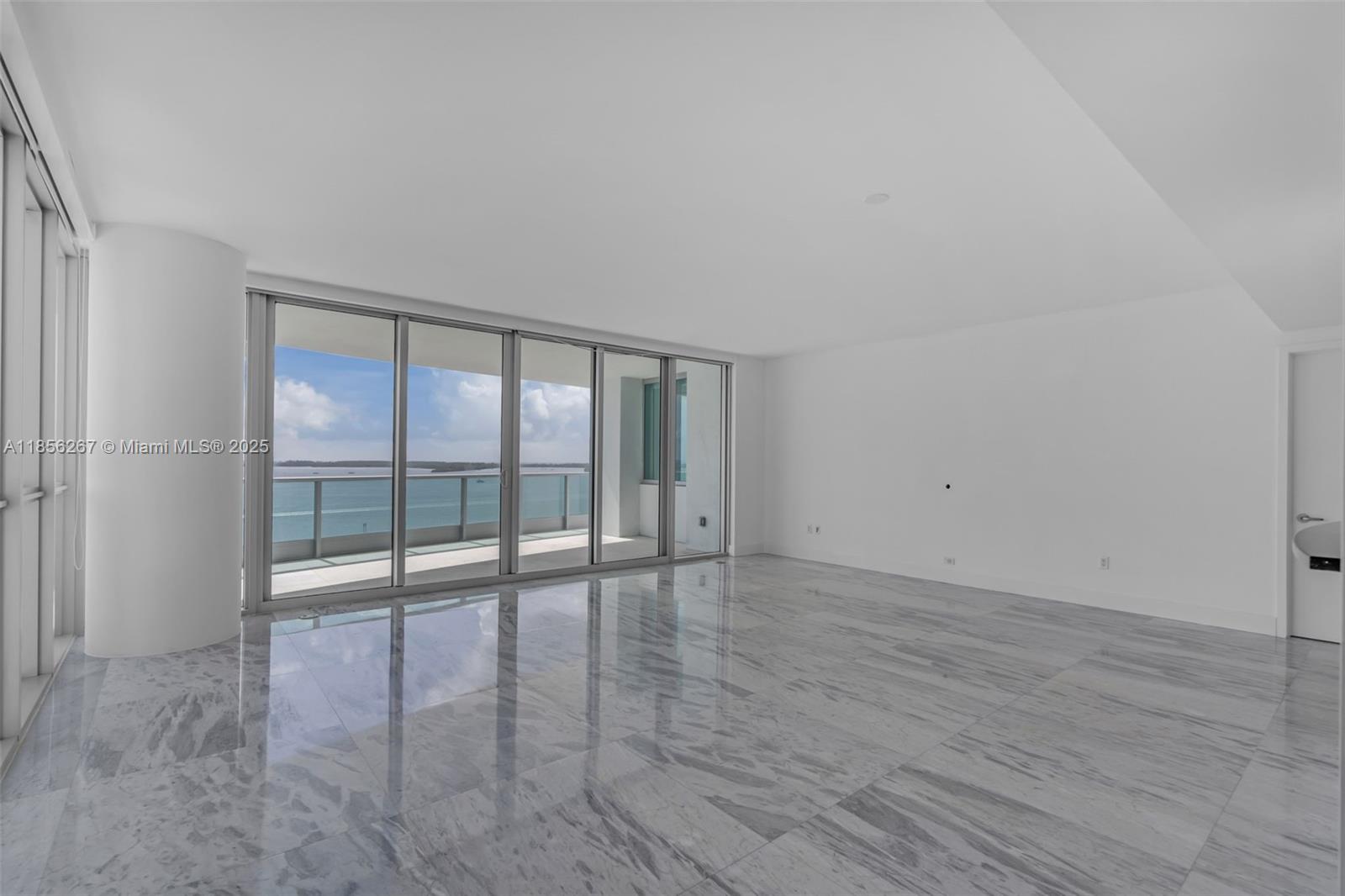 1331 Brickell Bay Dr #1201, Miami FL 33131