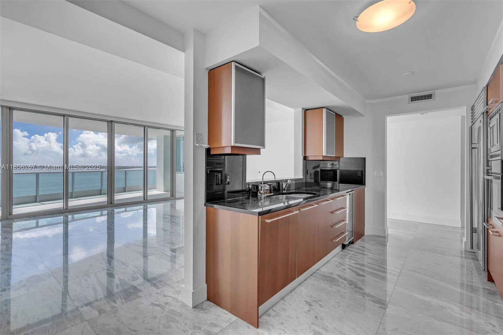 1331 Brickell Bay Dr #1201, Miami FL 33131