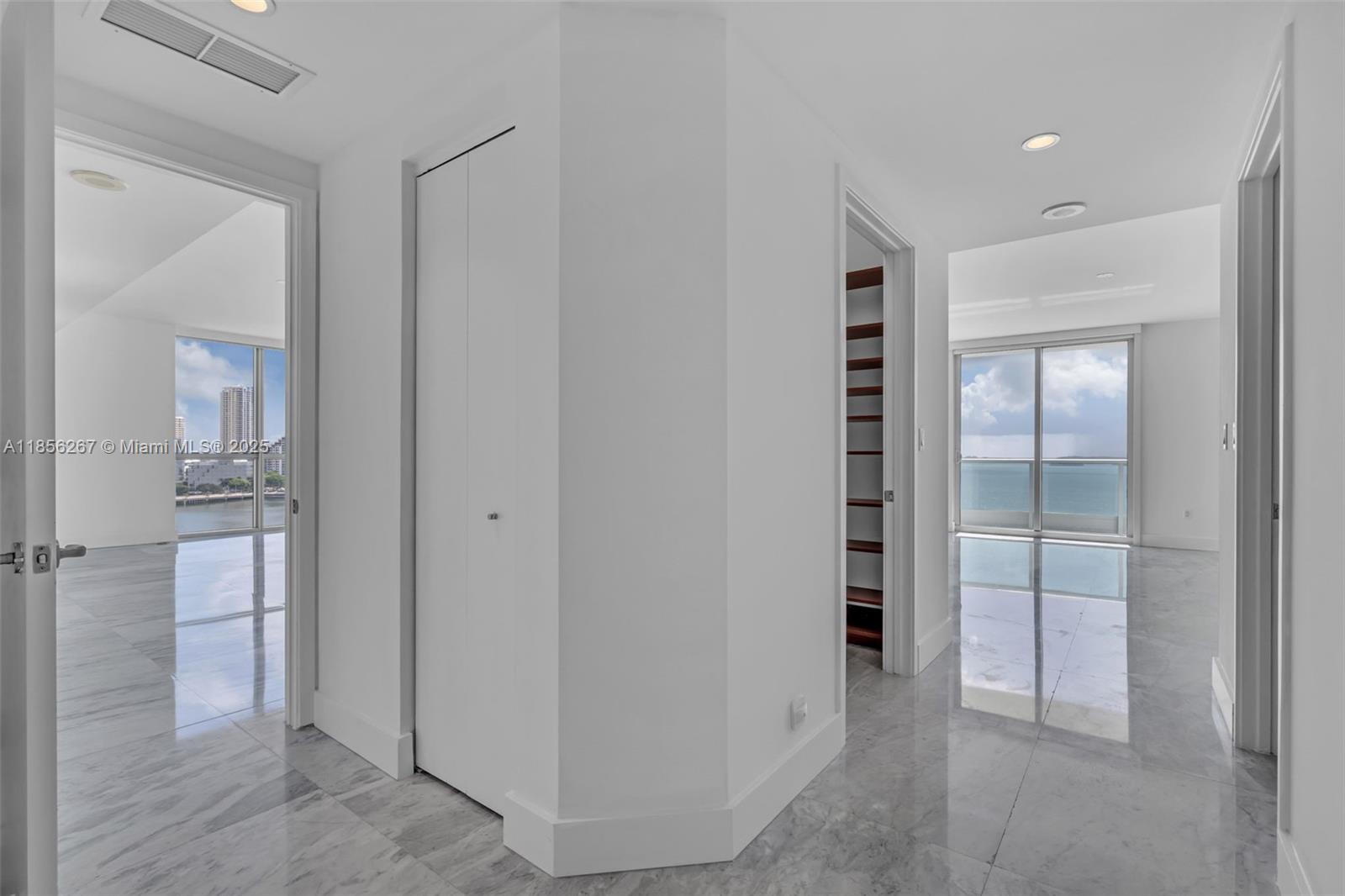 1331 Brickell Bay Dr #1201, Miami FL 33131