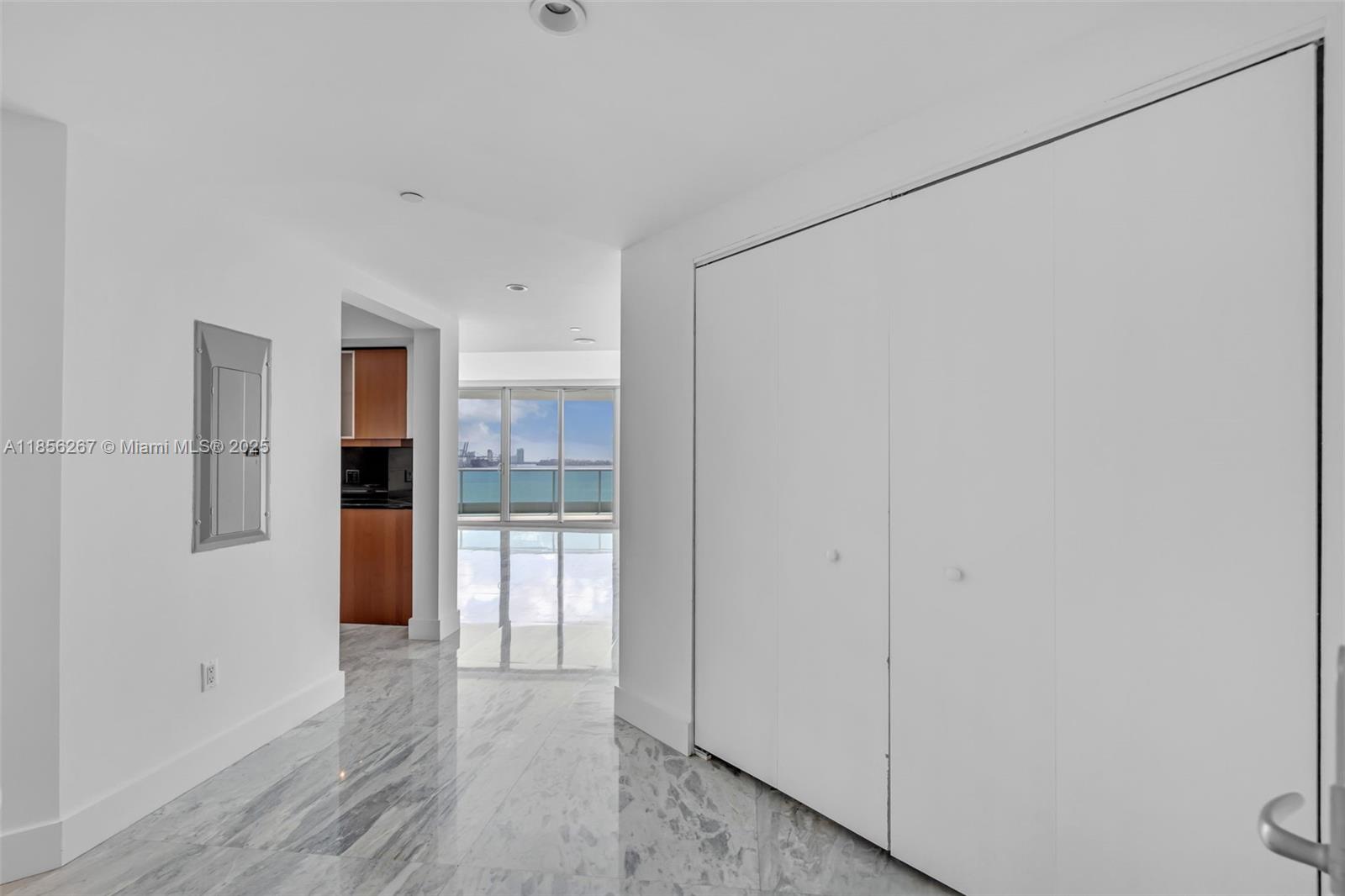 1331 Brickell Bay Dr #1201, Miami FL 33131