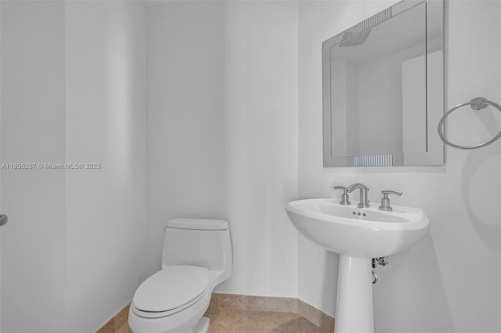 1331 Brickell Bay Dr #1201, Miami FL 33131