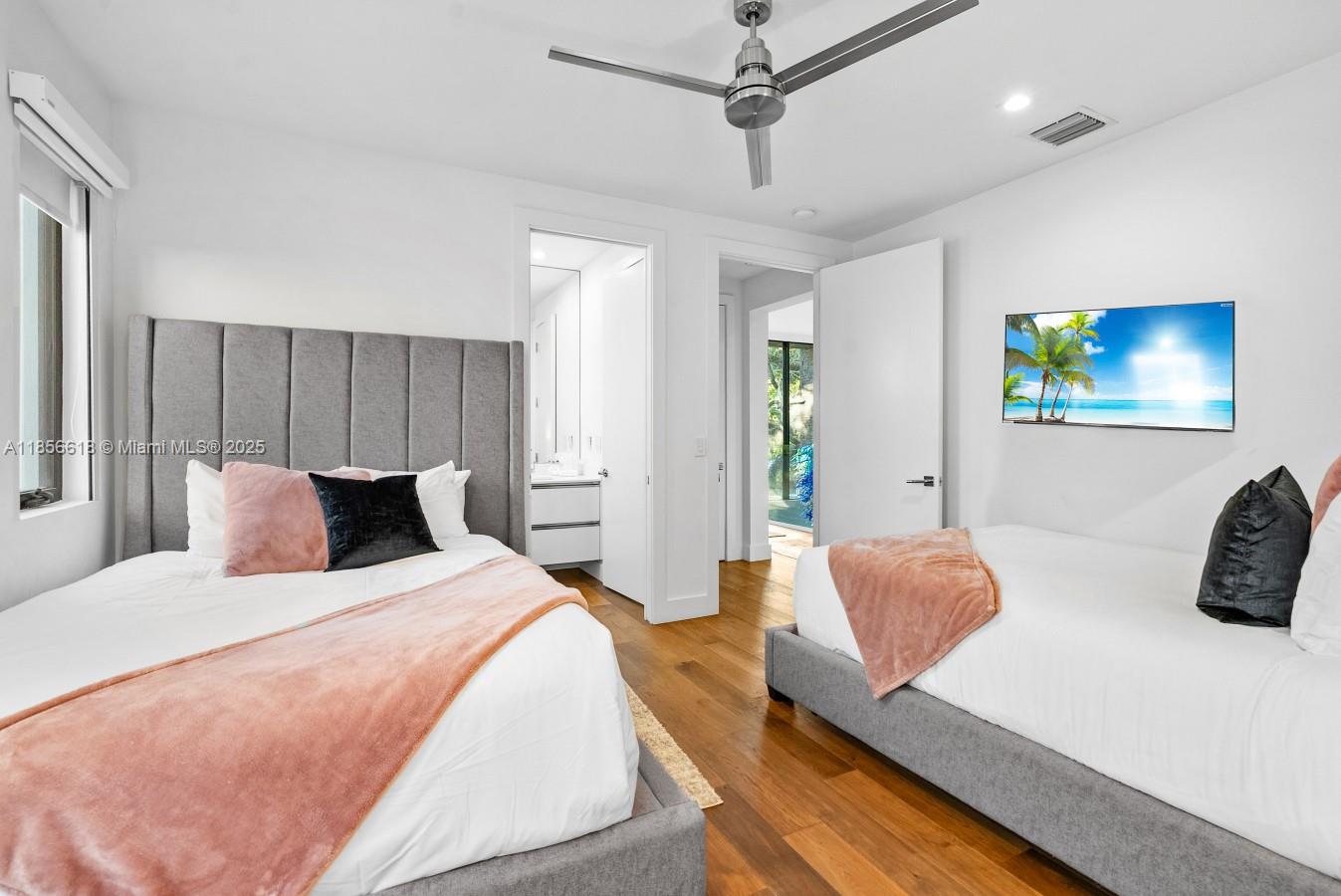 310 SE 11th Ave, Fort Lauderdale FL 33301