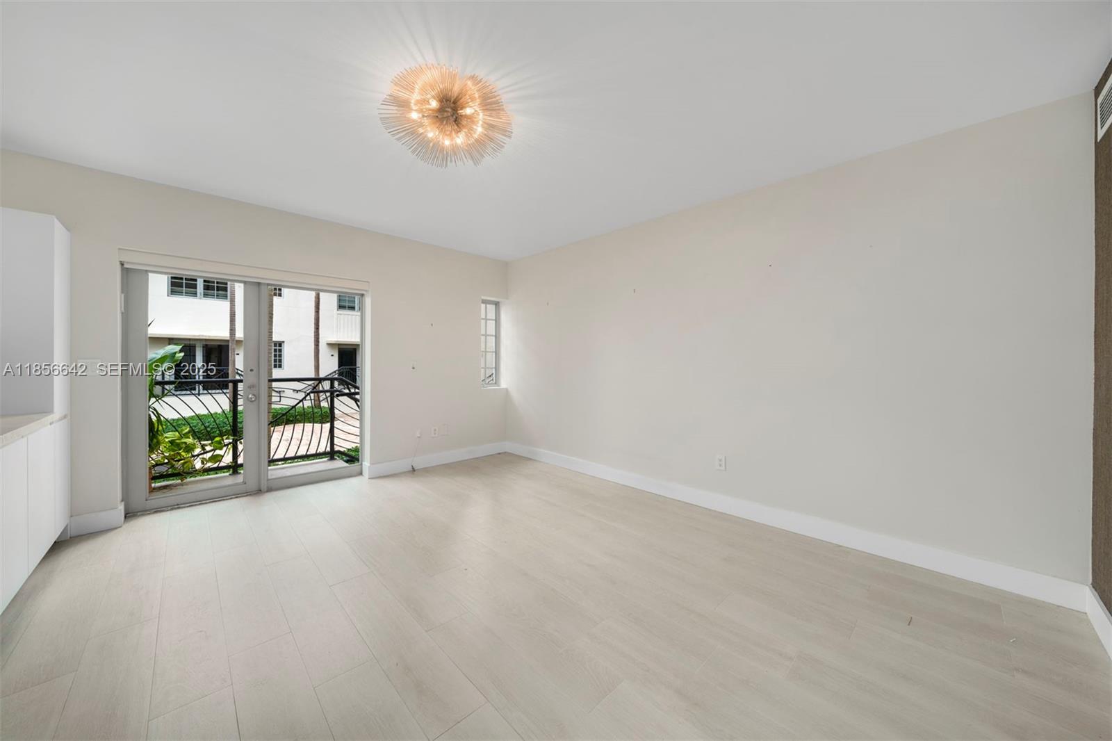 435 21st St #103, Miami Beach FL 33139