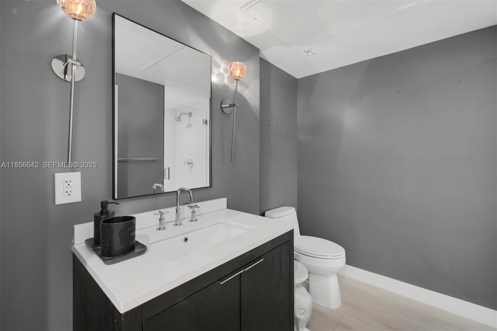 435 21st St #103, Miami Beach FL 33139