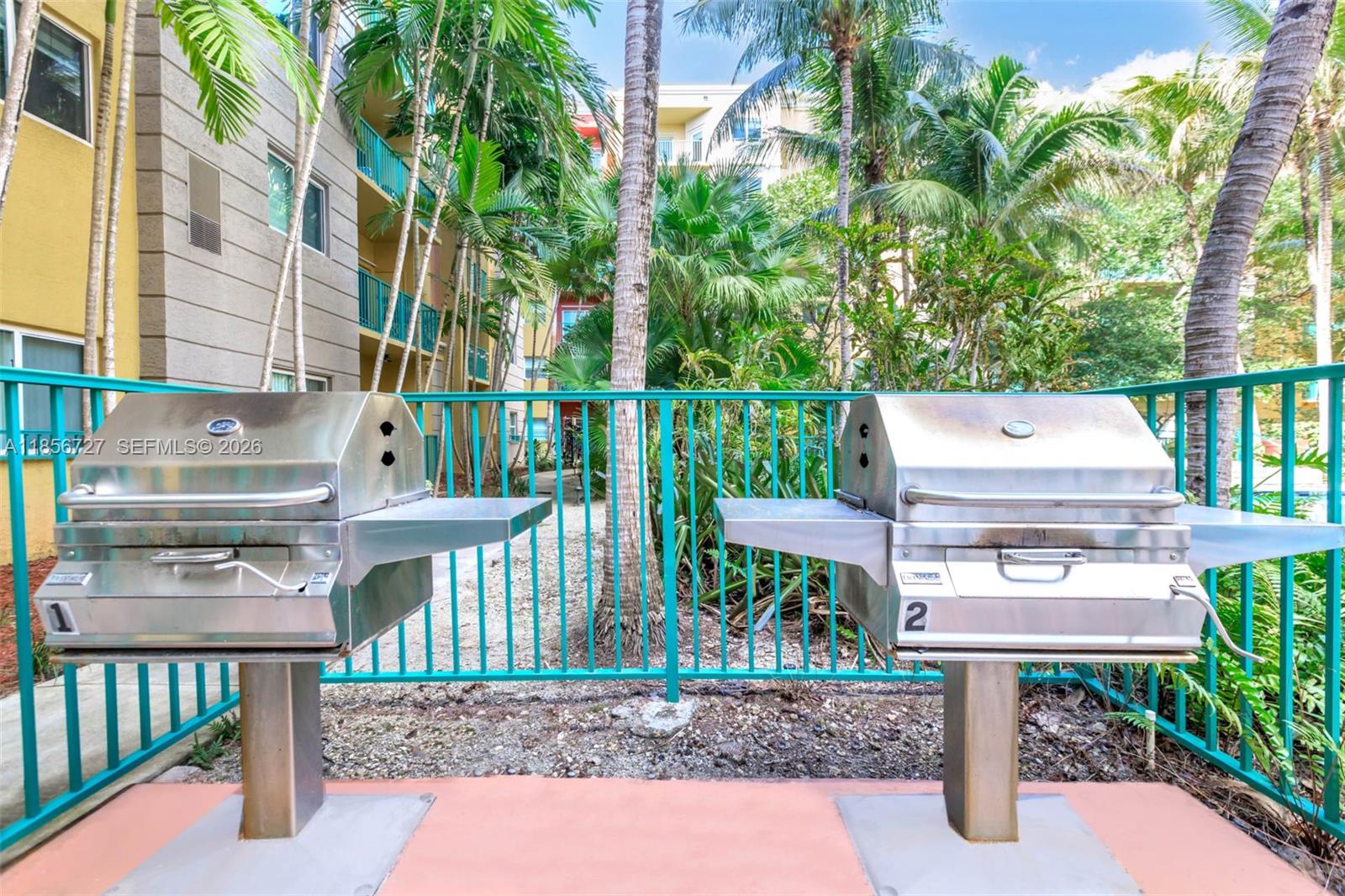 6001 SW 70th St #127, South Miami FL 33143