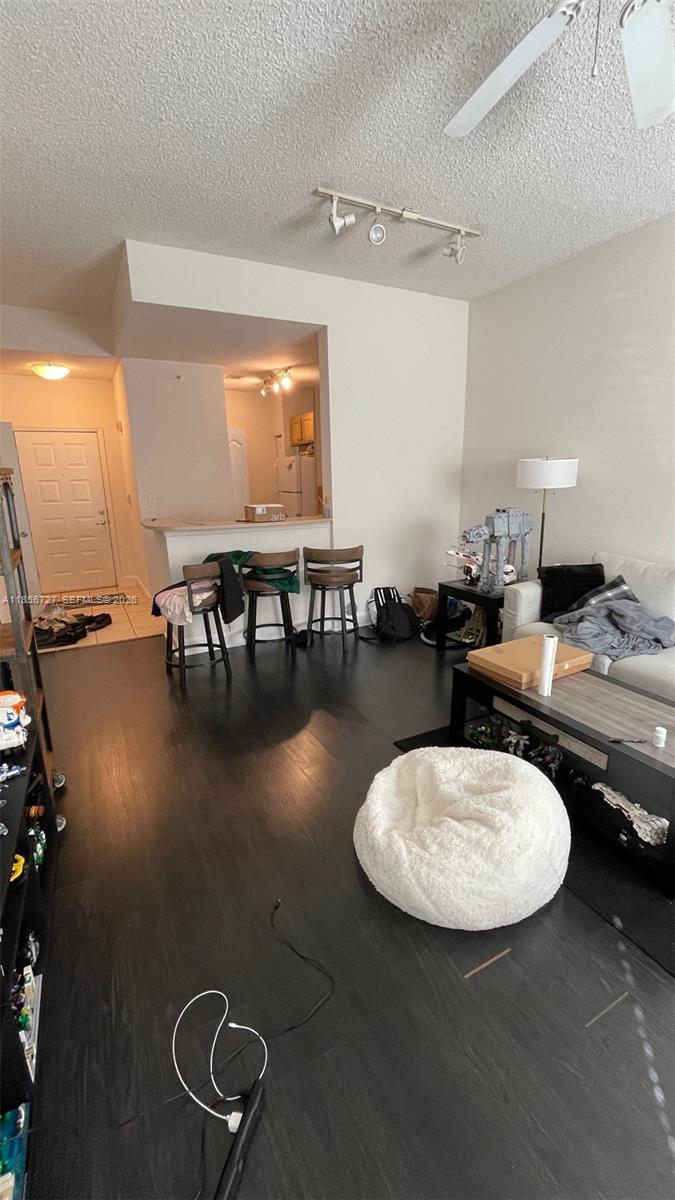 6001 SW 70th St #127, South Miami FL 33143