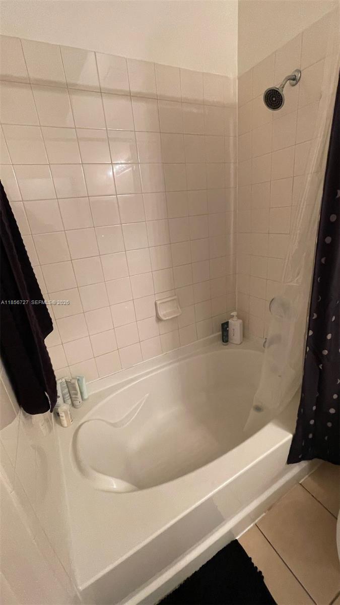 6001 SW 70th St #127, South Miami FL 33143
