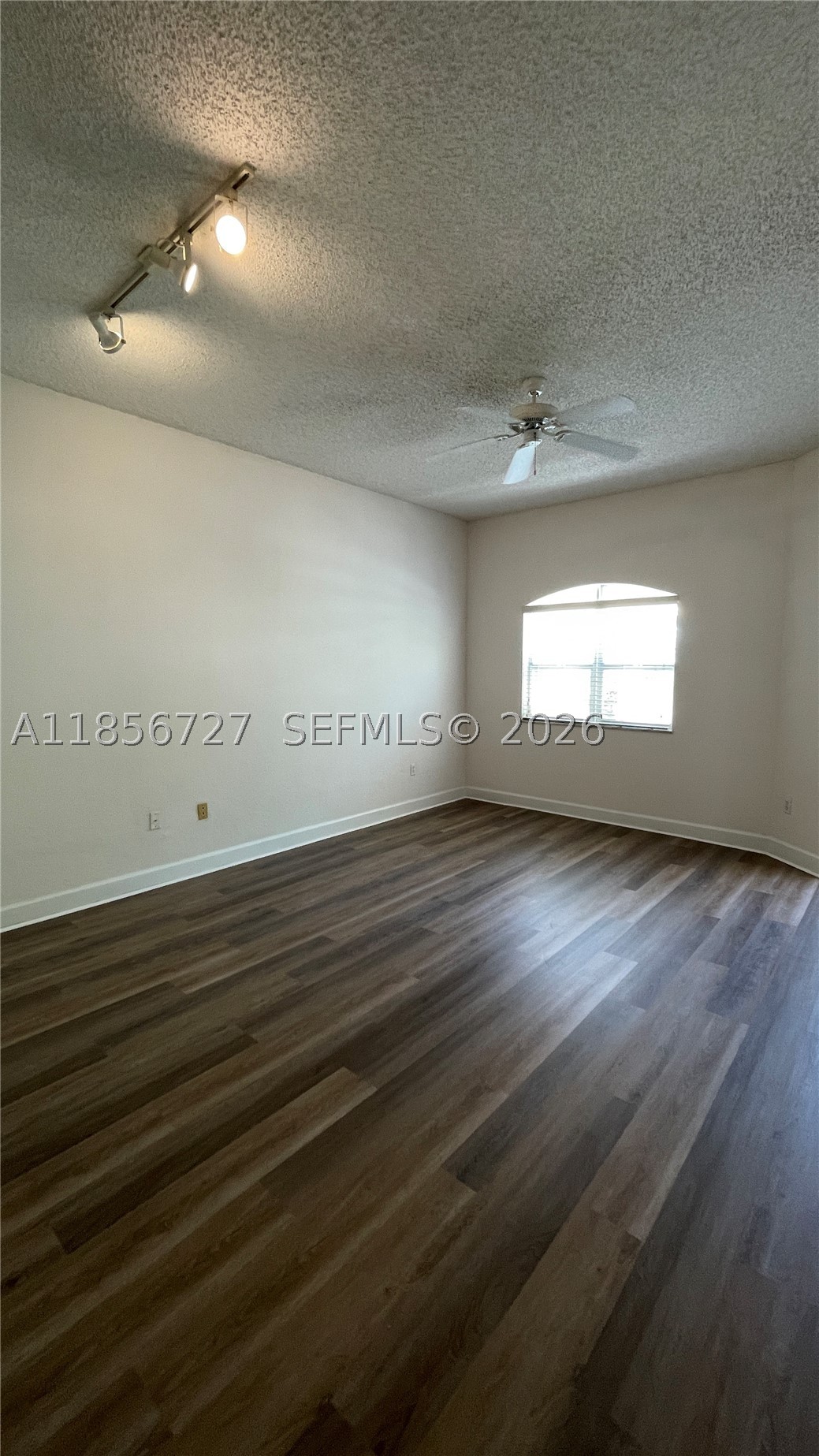 6001 SW 70th St #127, South Miami FL 33143