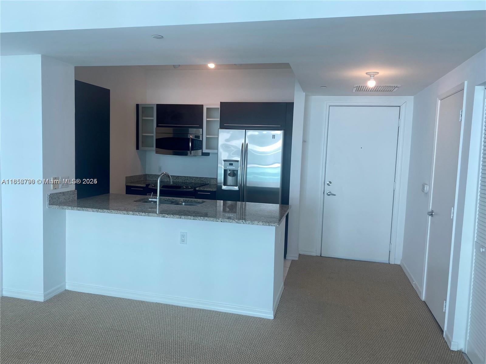 950 Brickell Bay Dr #602, Miami FL 33131