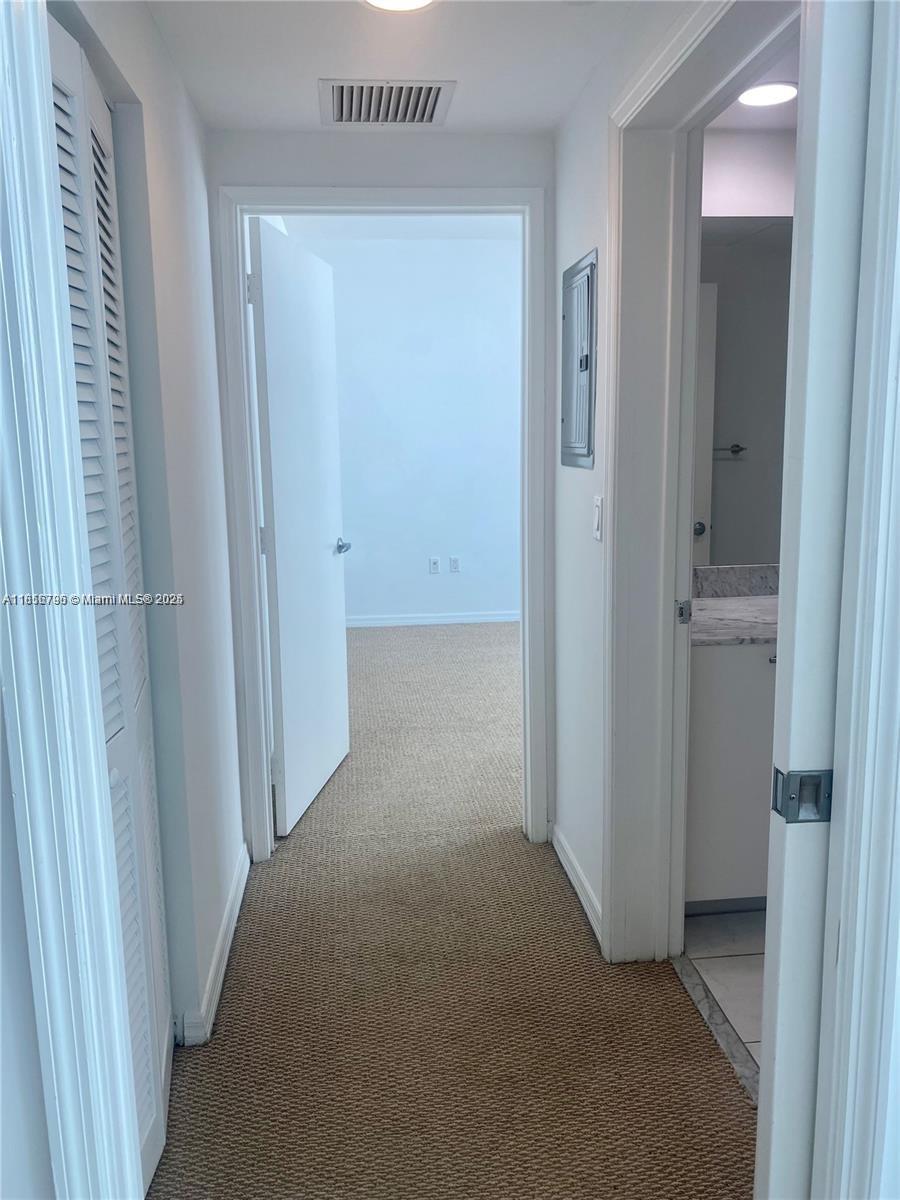 950 Brickell Bay Dr #602, Miami FL 33131