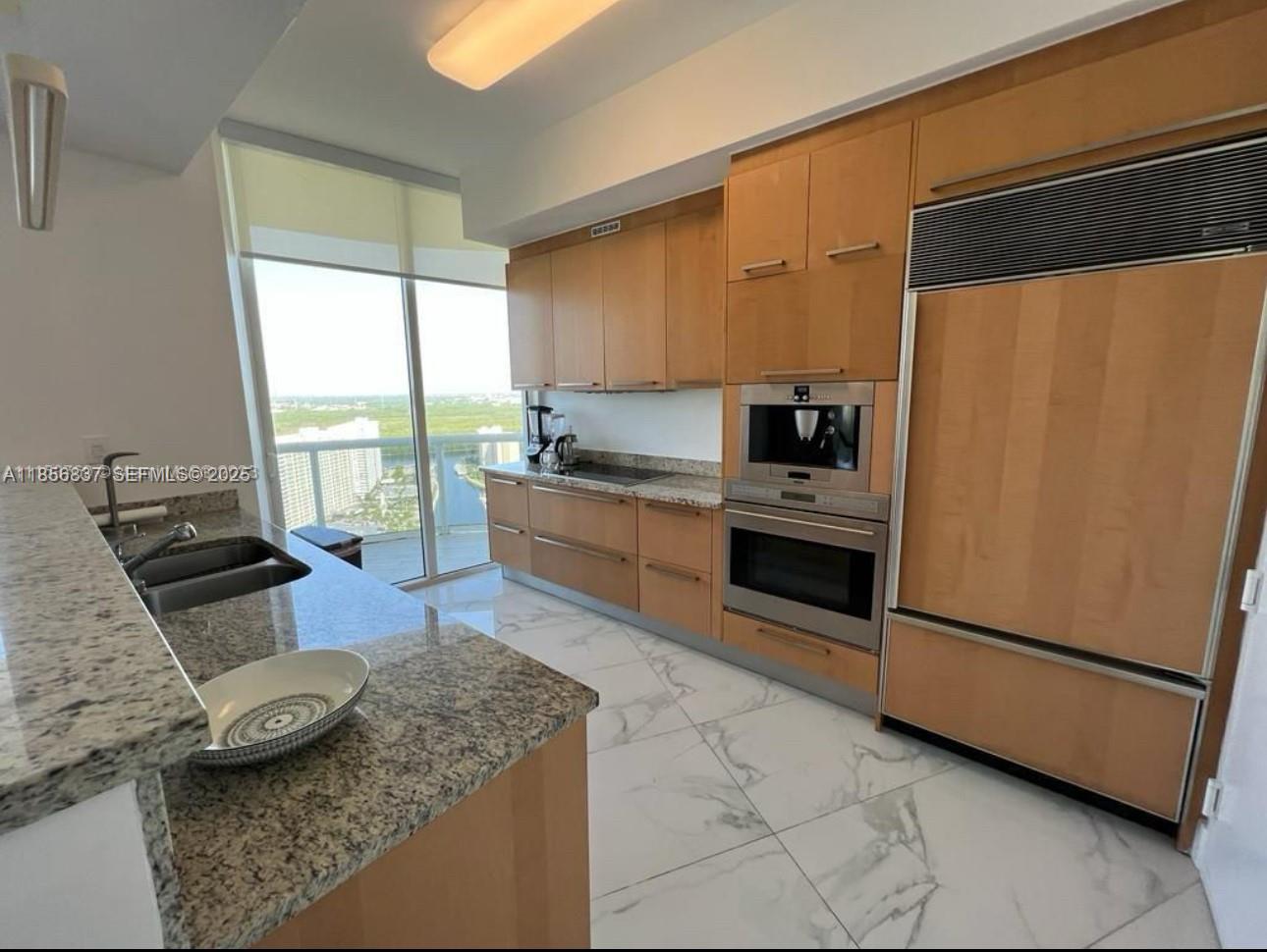 15811 Collins Ave #2805, Sunny Isles Beach FL 33160
