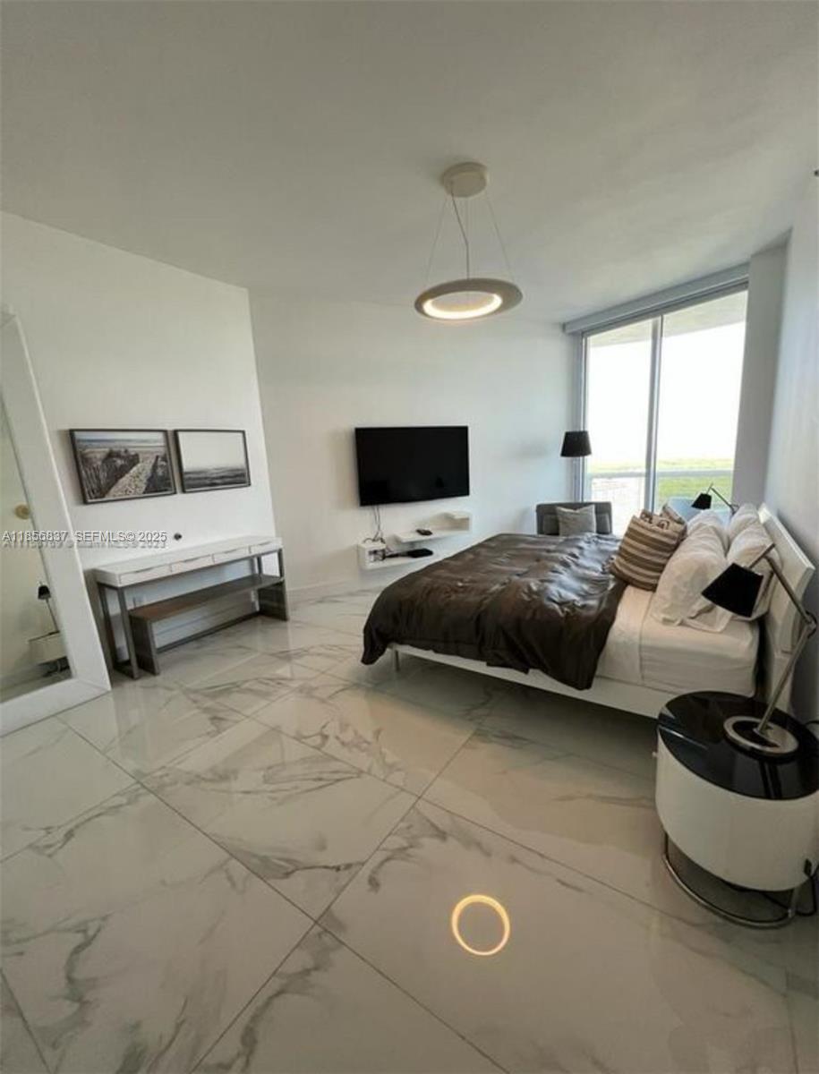 15811 Collins Ave #2805, Sunny Isles Beach FL 33160