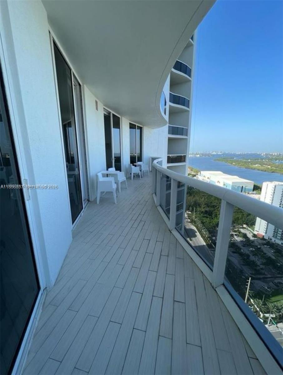 15811 Collins Ave #2805, Sunny Isles Beach FL 33160
