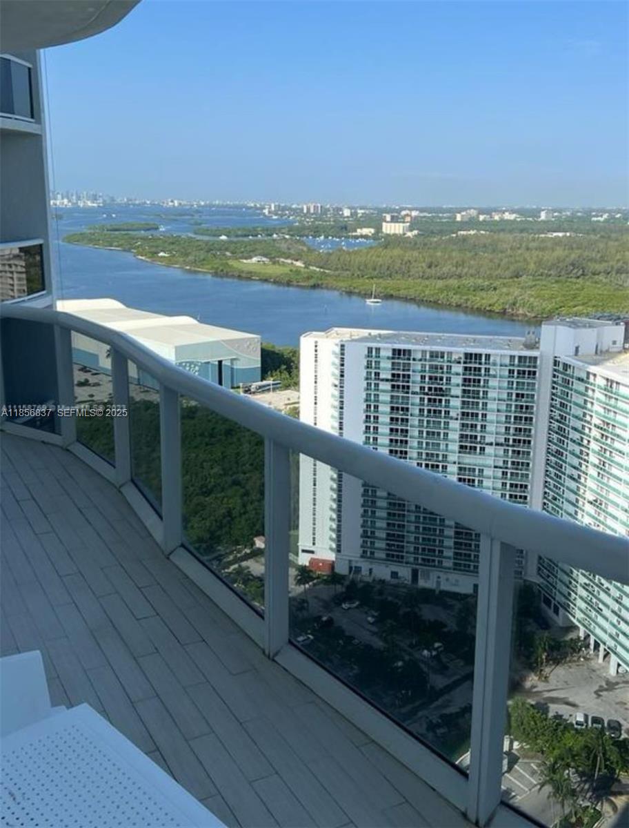 15811 Collins Ave #2805, Sunny Isles Beach FL 33160