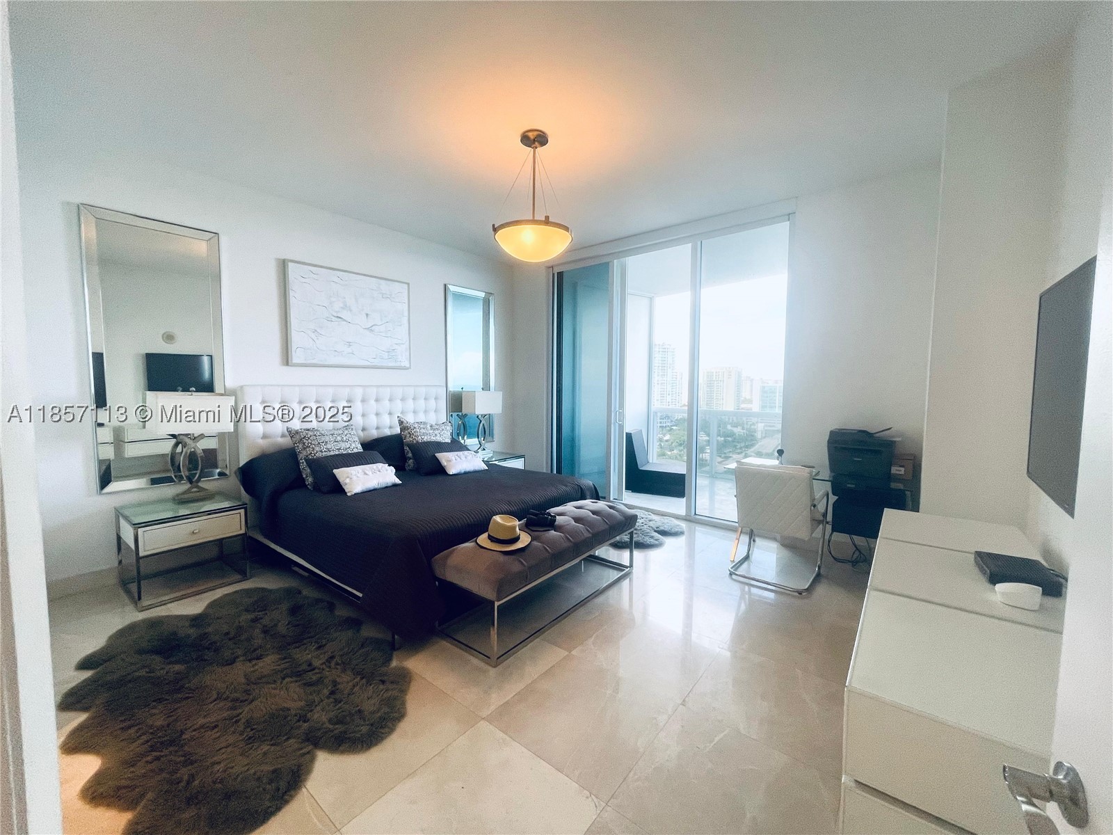 16001 Collins Ave #1402, Sunny Isles Beach FL 33160