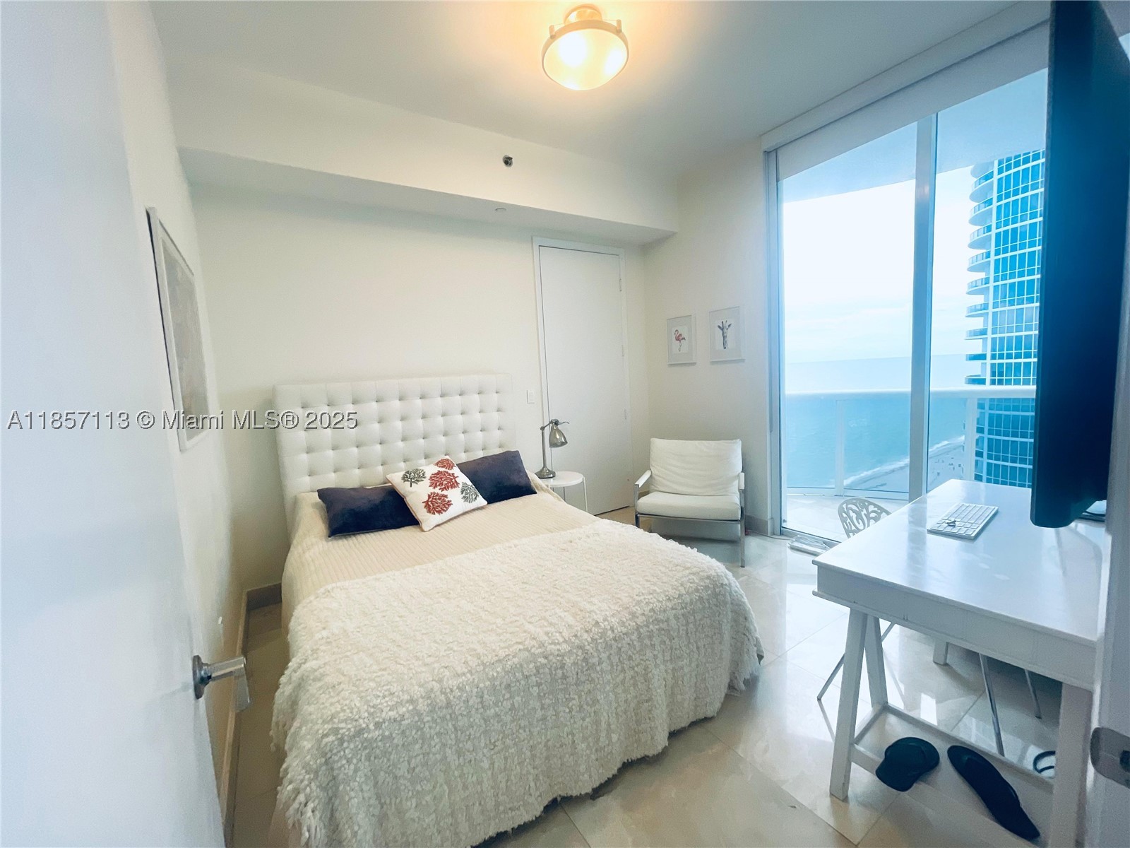 16001 Collins Ave #1402, Sunny Isles Beach FL 33160