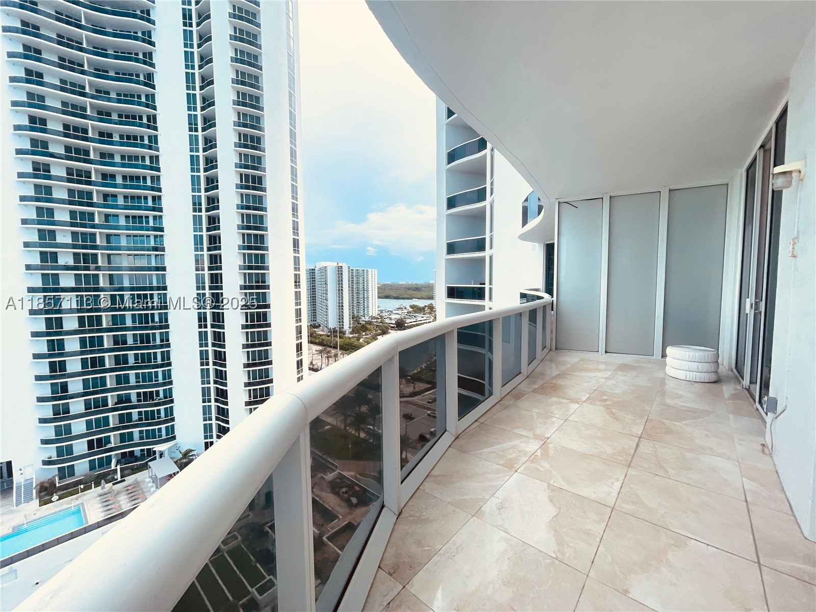 16001 Collins Ave #1402, Sunny Isles Beach FL 33160