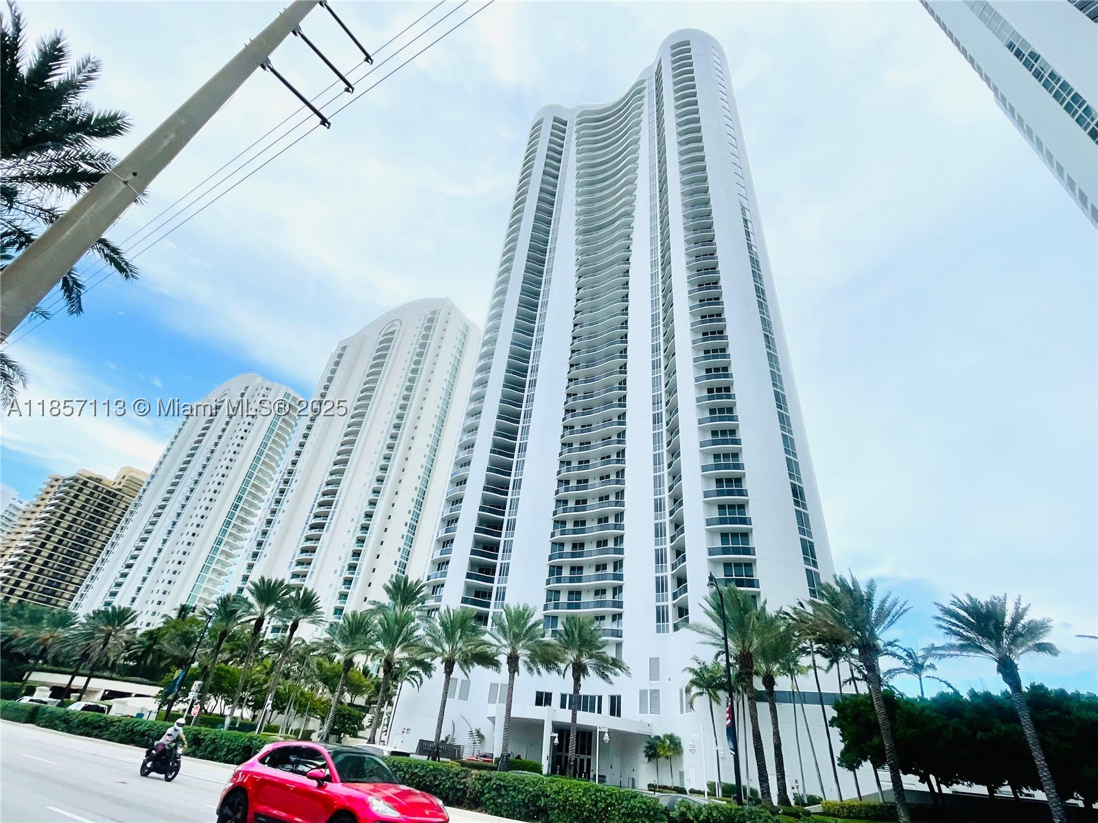 16001 Collins Ave #1402, Sunny Isles Beach FL 33160