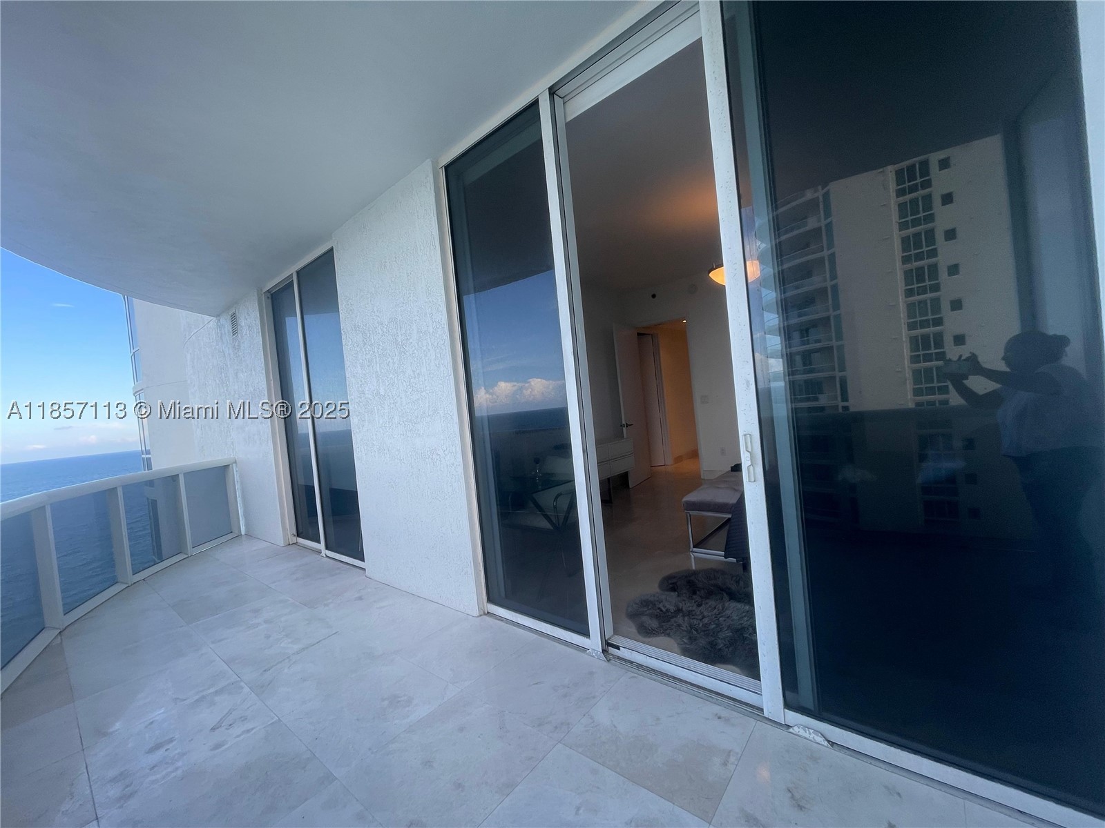 16001 Collins Ave #1402, Sunny Isles Beach FL 33160
