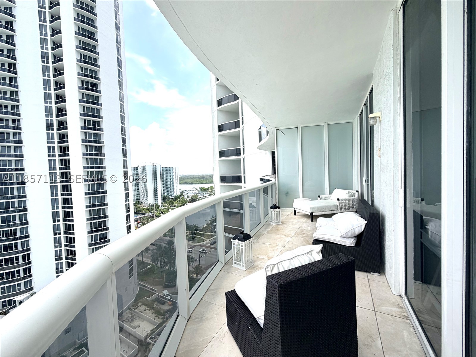 16001 Collins Ave #1402, Sunny Isles Beach FL 33160