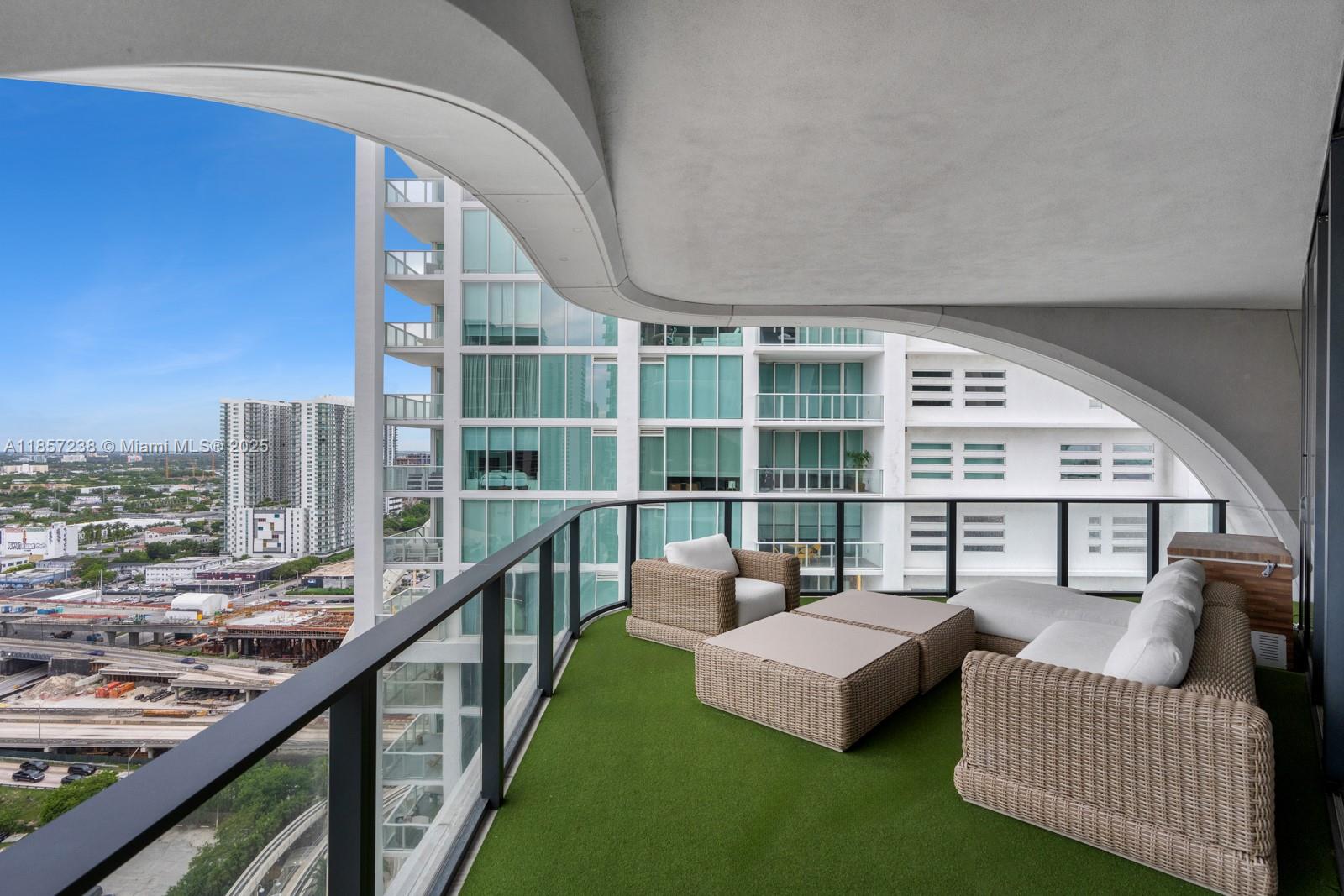 1000 Biscayne Blvd #2402, Miami FL 33132