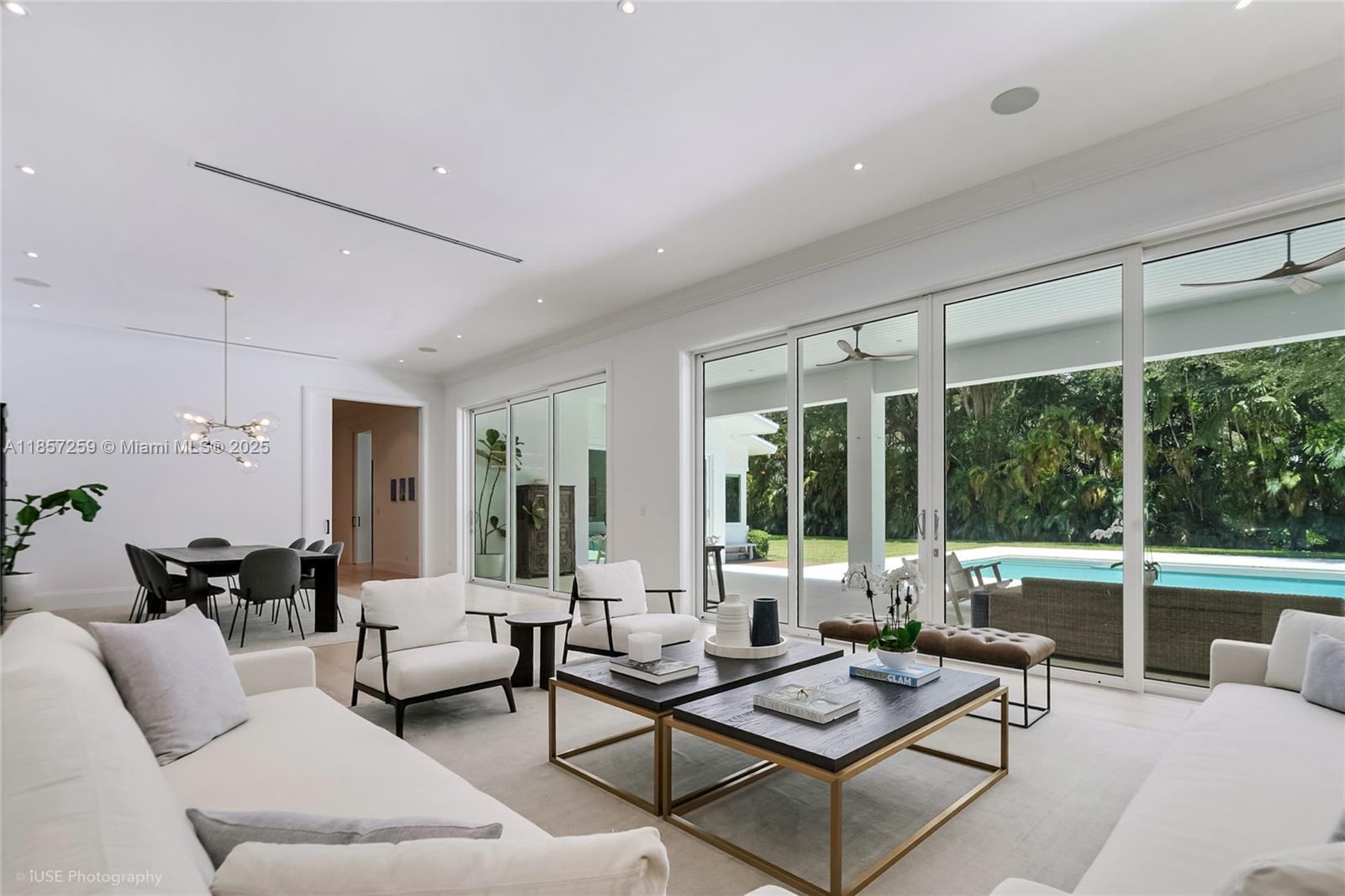 5501 Snapper Creek Rd, Coral Gables FL 33156