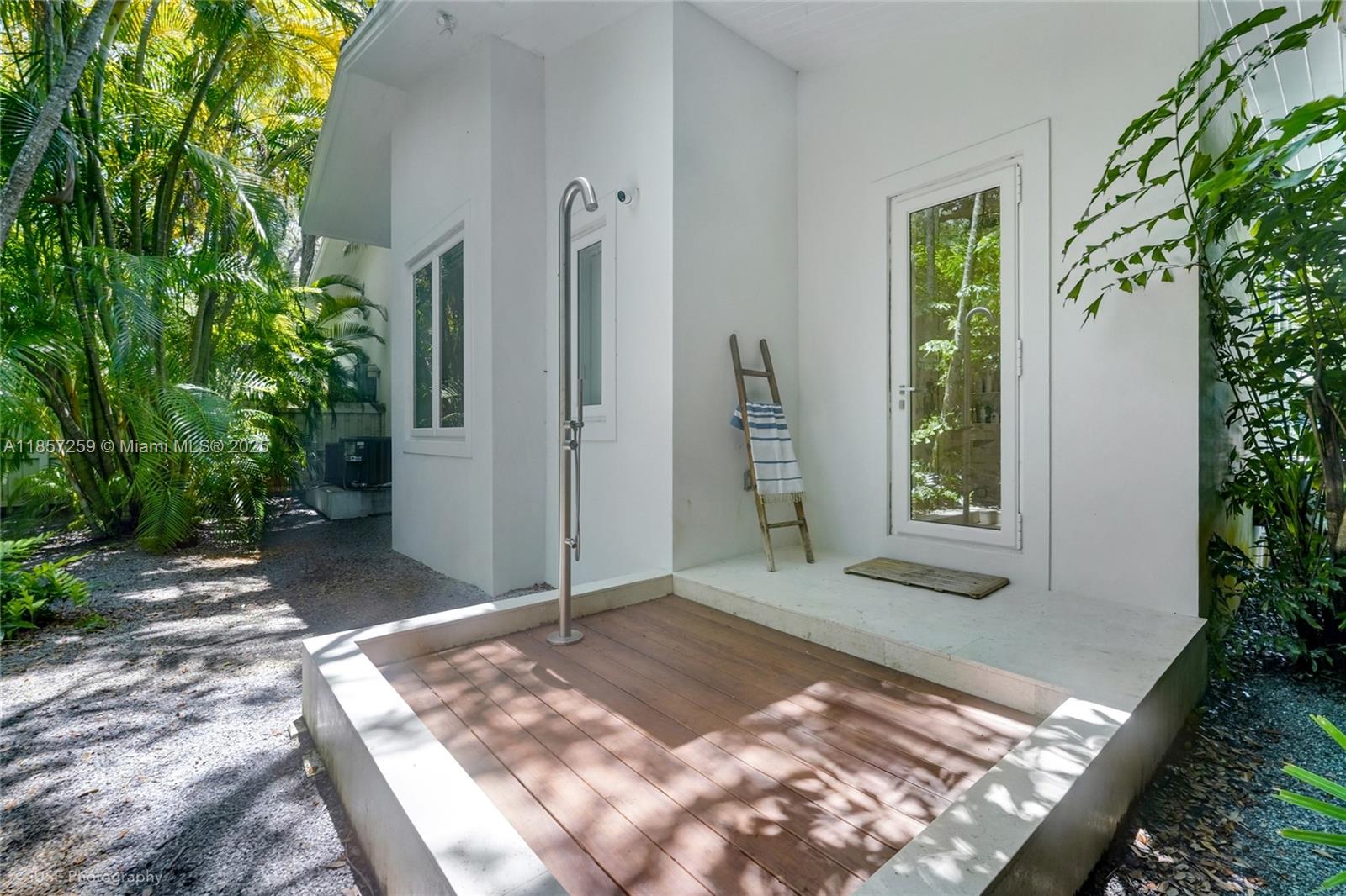 5501 Snapper Creek Rd, Coral Gables FL 33156