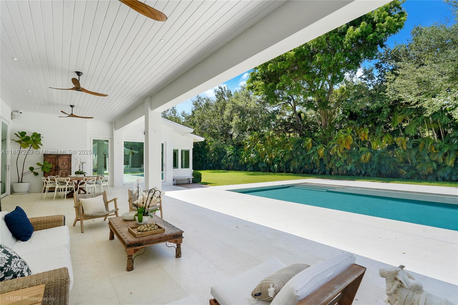 5501 Snapper Creek Rd, Coral Gables FL 33156