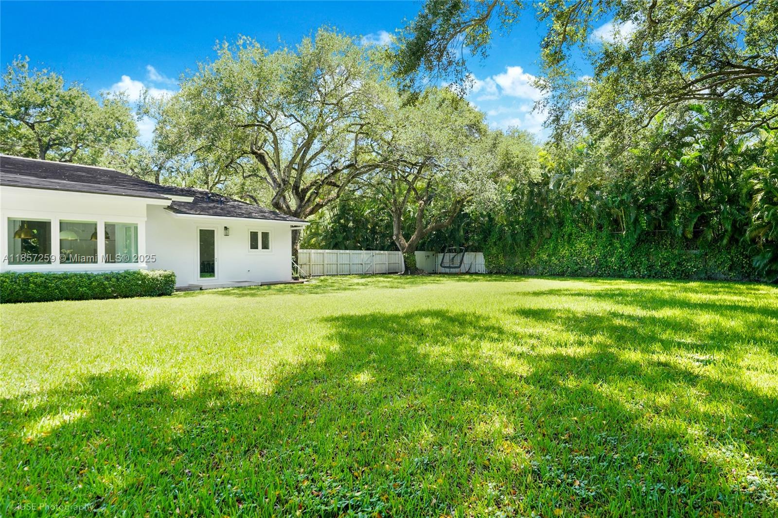 5501 Snapper Creek Rd, Coral Gables FL 33156